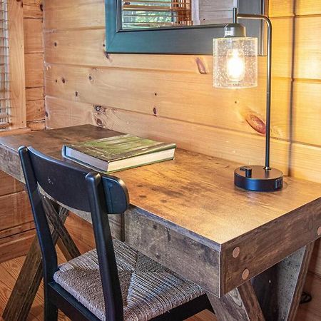 Cherry Log Summit Cabin By Bk Stays - Family Friendly - Playground - Game Room - Jacuzzi - Amazing Mountain Views ภายนอก รูปภาพ