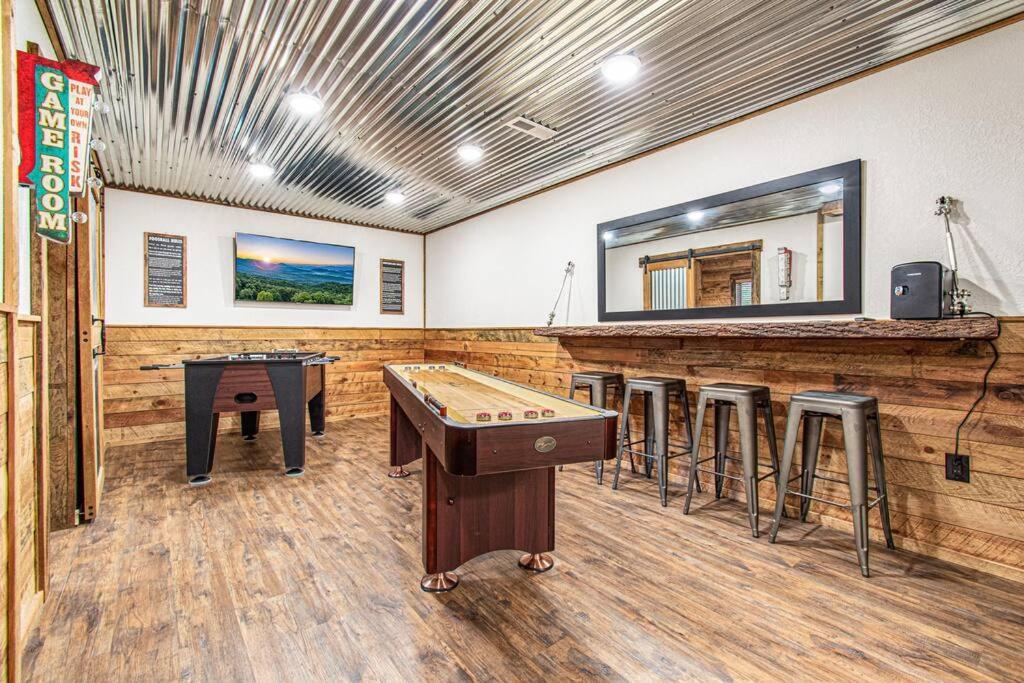 Cherry Log Summit Cabin By Bk Stays - Family Friendly - Playground - Game Room - Jacuzzi - Amazing Mountain Views ภายนอก รูปภาพ