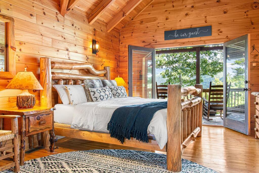 Cherry Log Summit Cabin By Bk Stays - Family Friendly - Playground - Game Room - Jacuzzi - Amazing Mountain Views ภายนอก รูปภาพ