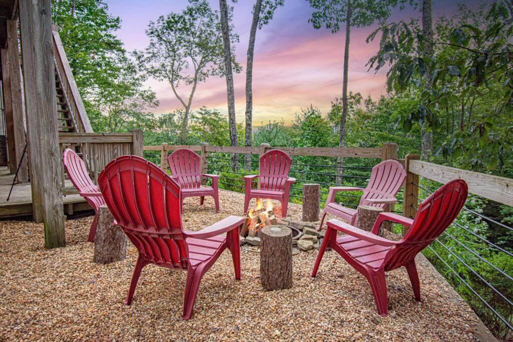 Cherry Log Summit Cabin By Bk Stays - Family Friendly - Playground - Game Room - Jacuzzi - Amazing Mountain Views ภายนอก รูปภาพ